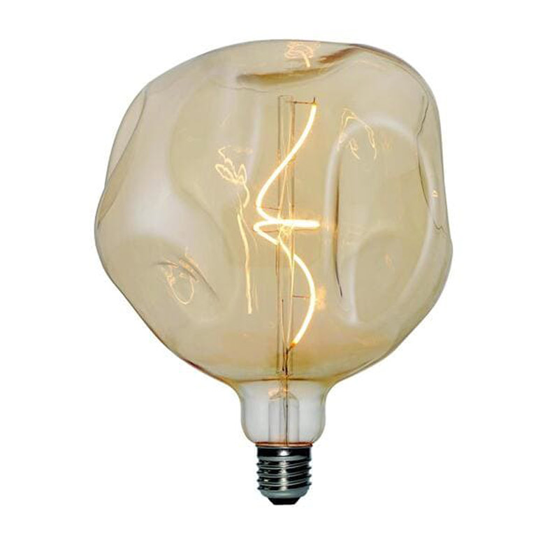  LED-lampa med E27-sockel, organisk bump-form och tonat guldfärgat glas för dekorativ belysning.